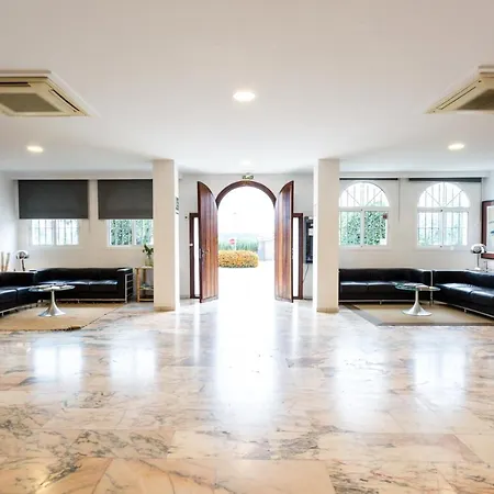Hotel Nomadas 2*