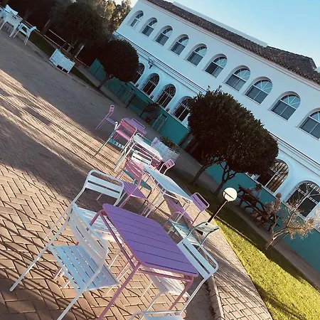 Hotel Nomadas 2*