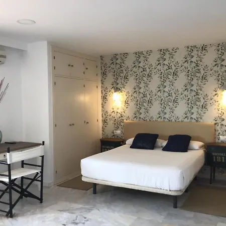 Hotel Nomadas 2*