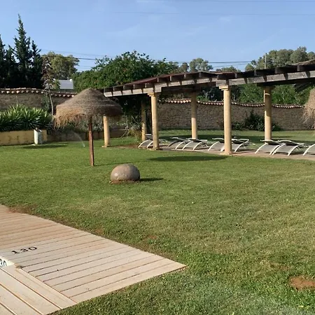 Nómadas Hotel 2*