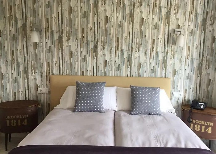 Nómadas Hotel 2*
